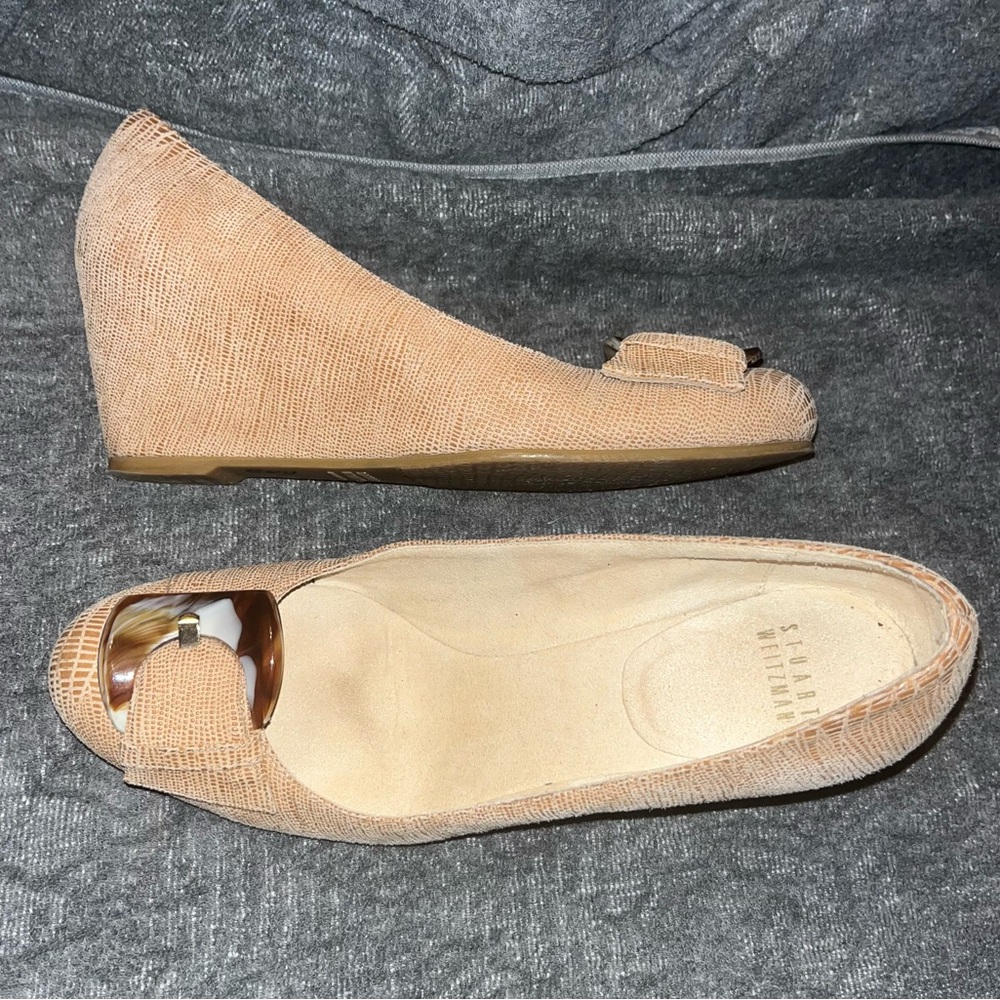 Stuart Weitzman Tan Beige Women Lizard Leather Wedge shoes sz 8.5 - Picture 3 of 13